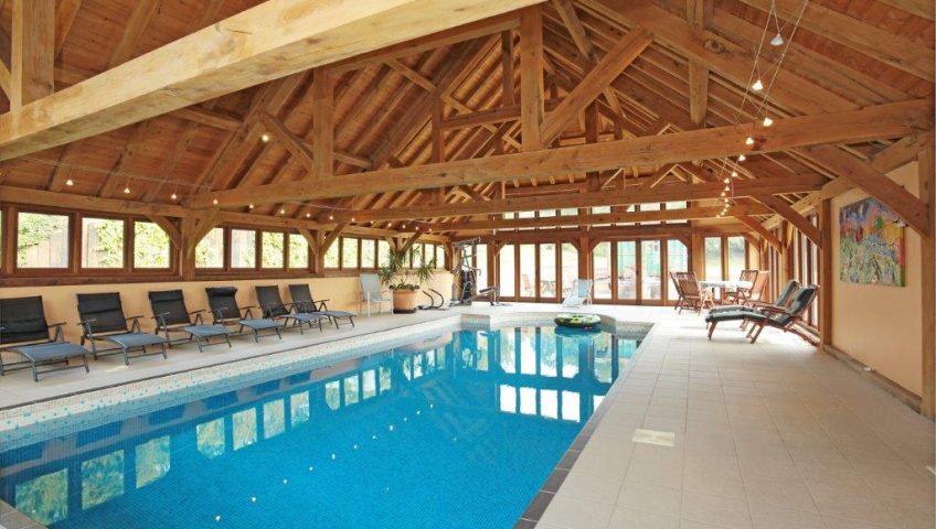 Green Oak Home Leisure Building