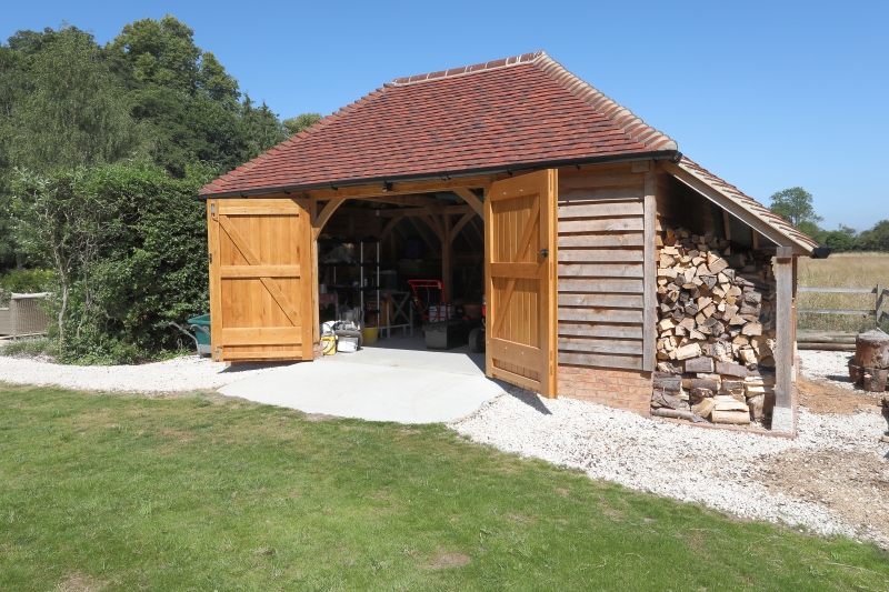 1 Bay Oak Frame Garage English Heritage Buildings (1)