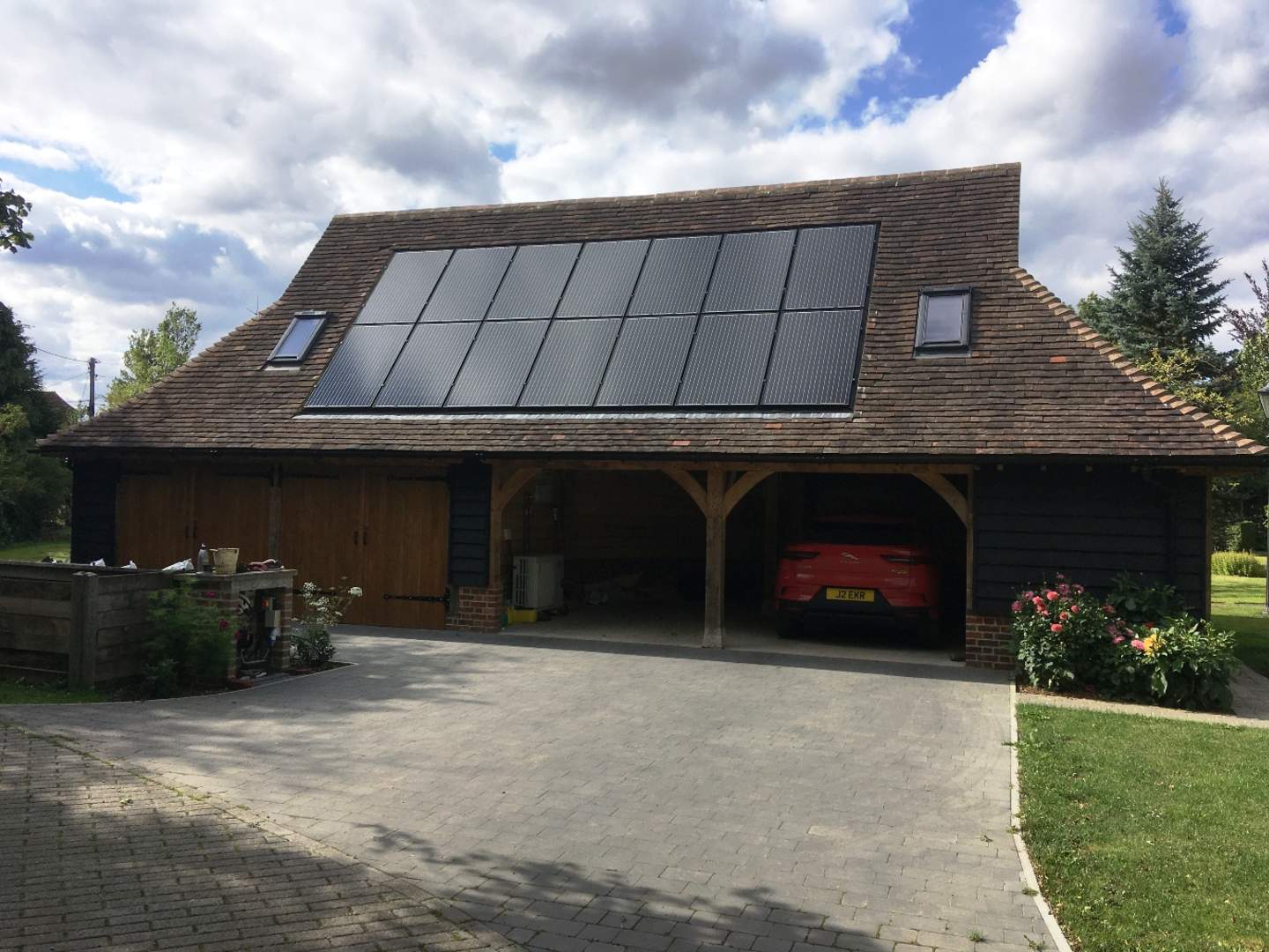 5 bay oak frame garage with solar panels