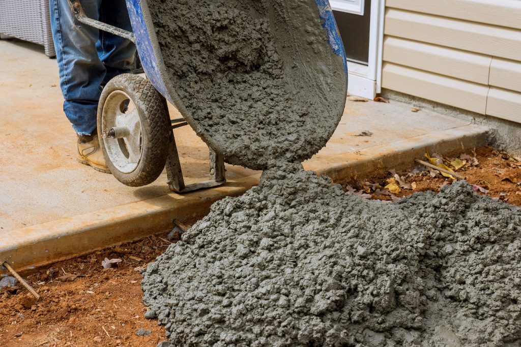 wheelbarrow_concrete